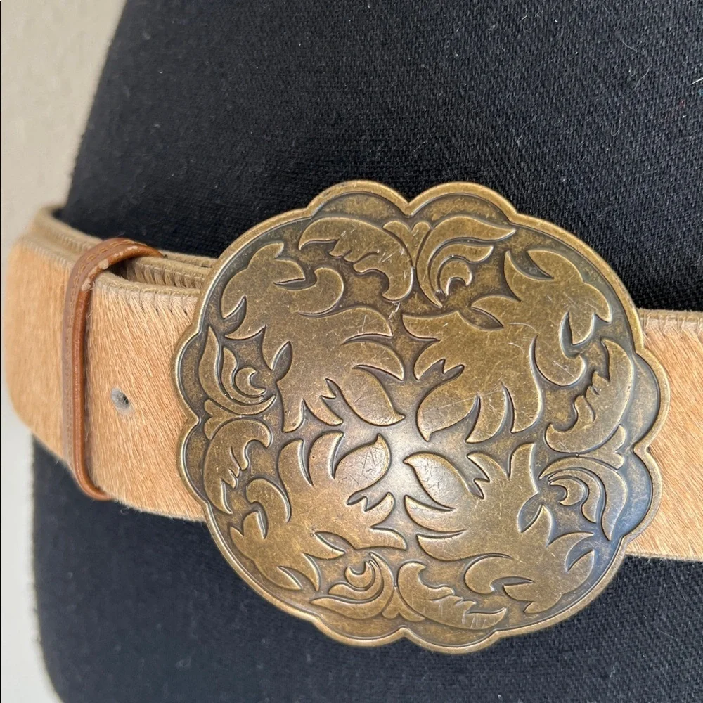 ESCADA ELITE ACCESSORIES Women’s Large Ornate Brass Tone Buckle Cowhide Belt L